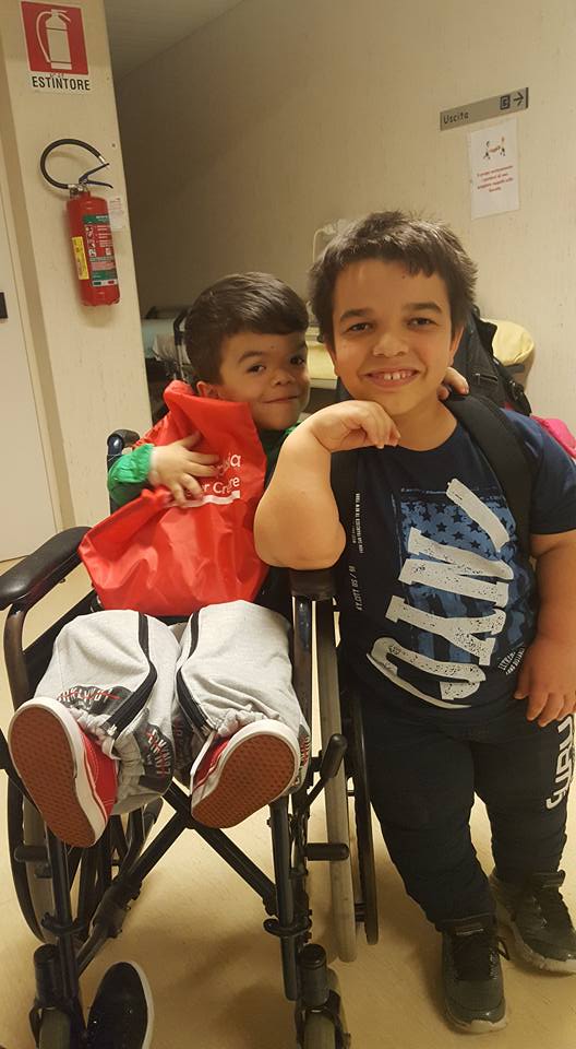 Progetto Accoglienza di Acondroplasia Insieme per crescere Onlus Progetto Accoglienza-Acondroplasia Insieme per crescere Onlus