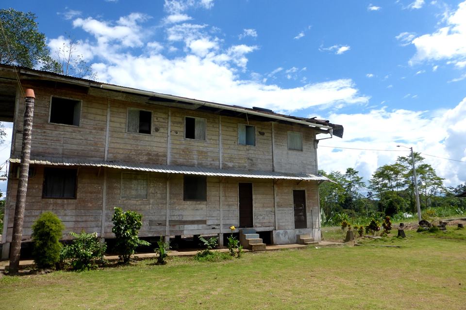 Una canoa per Napo in Ecuador di ENGIM Internazionale Una canoa per Napo in Ecuador-ENGIM Internazionale