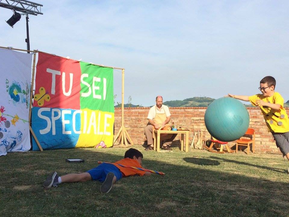 #NessunoIndietro al Giragirasole di APG23 #NessunoIndietro al Giragirasole-APG23