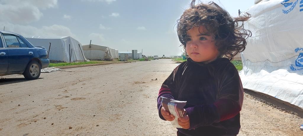 Natale, un sorriso per resistere di GLOBAL HUMANITARIA Natale, un sorriso per resistere-GLOBAL HUMANITARIA