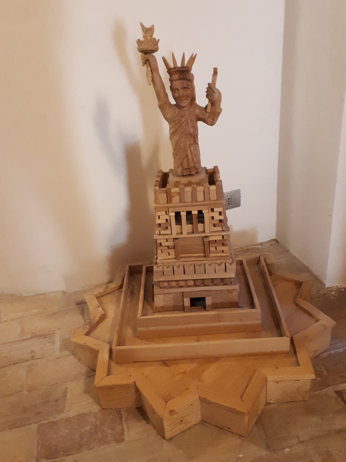 Il Paese di Mastro Tonino di Gruppo Caronte Il Paese di Mastro Tonino-Gruppo Caronte