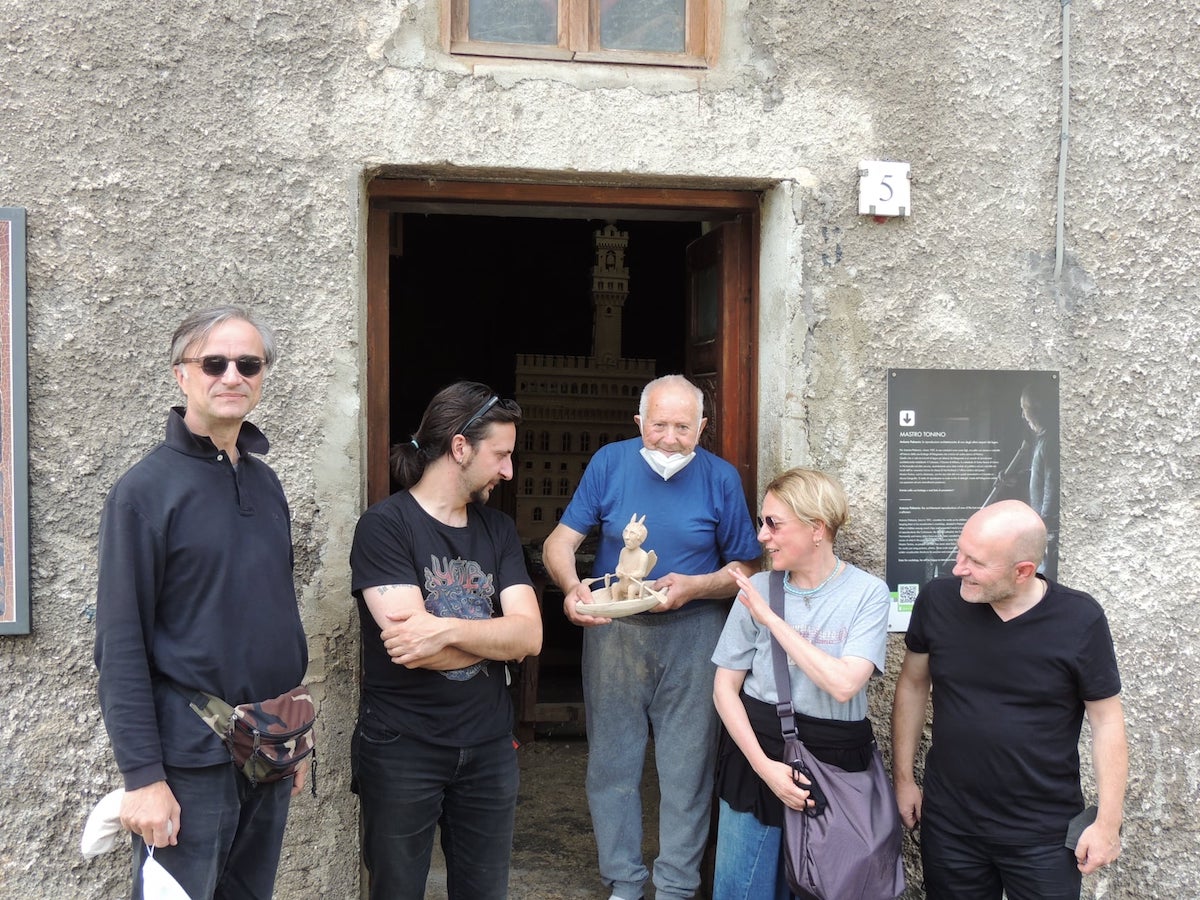 Il Paese di Mastro Tonino di Gruppo Caronte Il Paese di Mastro Tonino-Gruppo Caronte