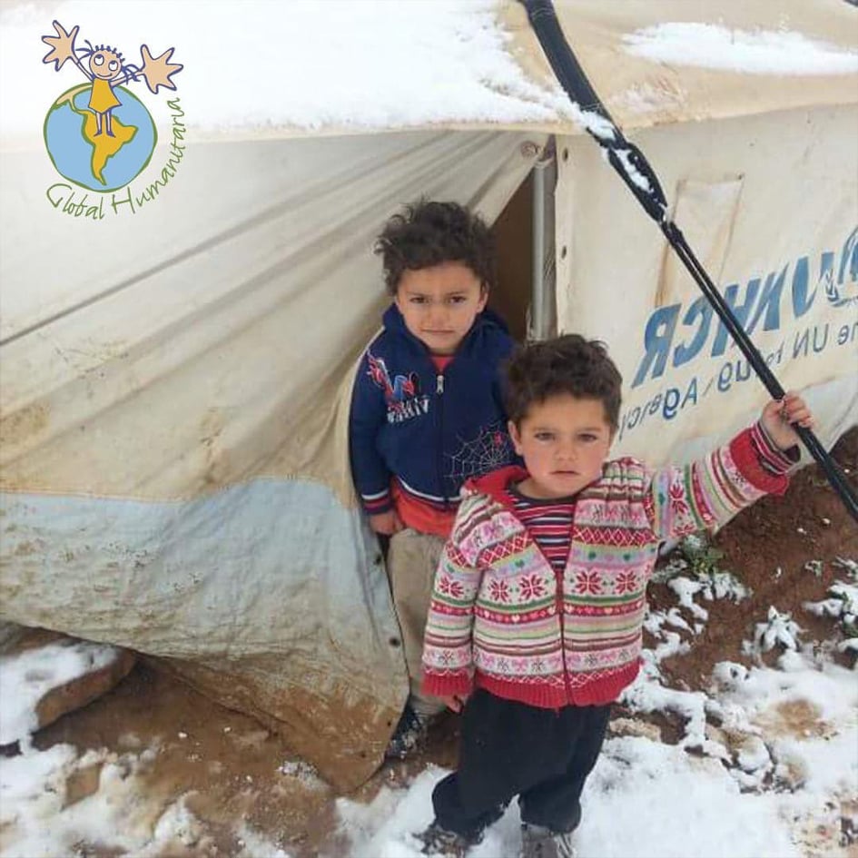 Natale, un sorriso per resistere di GLOBAL HUMANITARIA Natale, un sorriso per resistere-GLOBAL HUMANITARIA