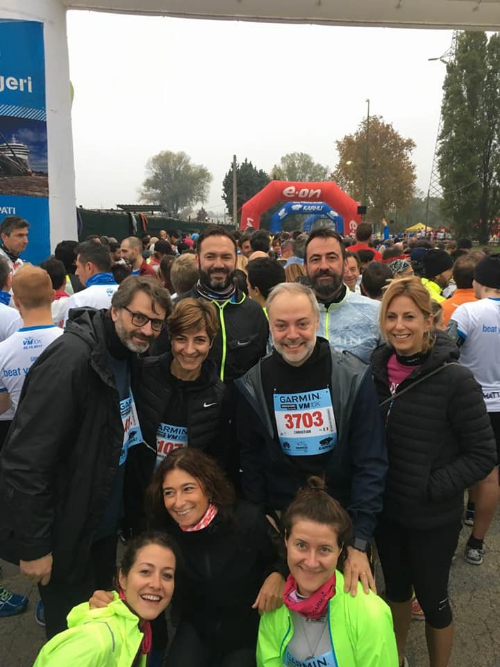 RUNNHER corri con Lei di ISIDE ONLUS RUNNHER corri con Lei-ISIDE ONLUS