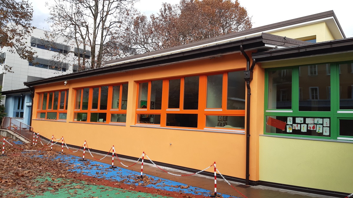 La scuola si è rinnovata e chiede aiuto! di Scuola "Cristo Re" La scuola si è rinnovata e chiede aiuto!-Scuola "Cristo Re"