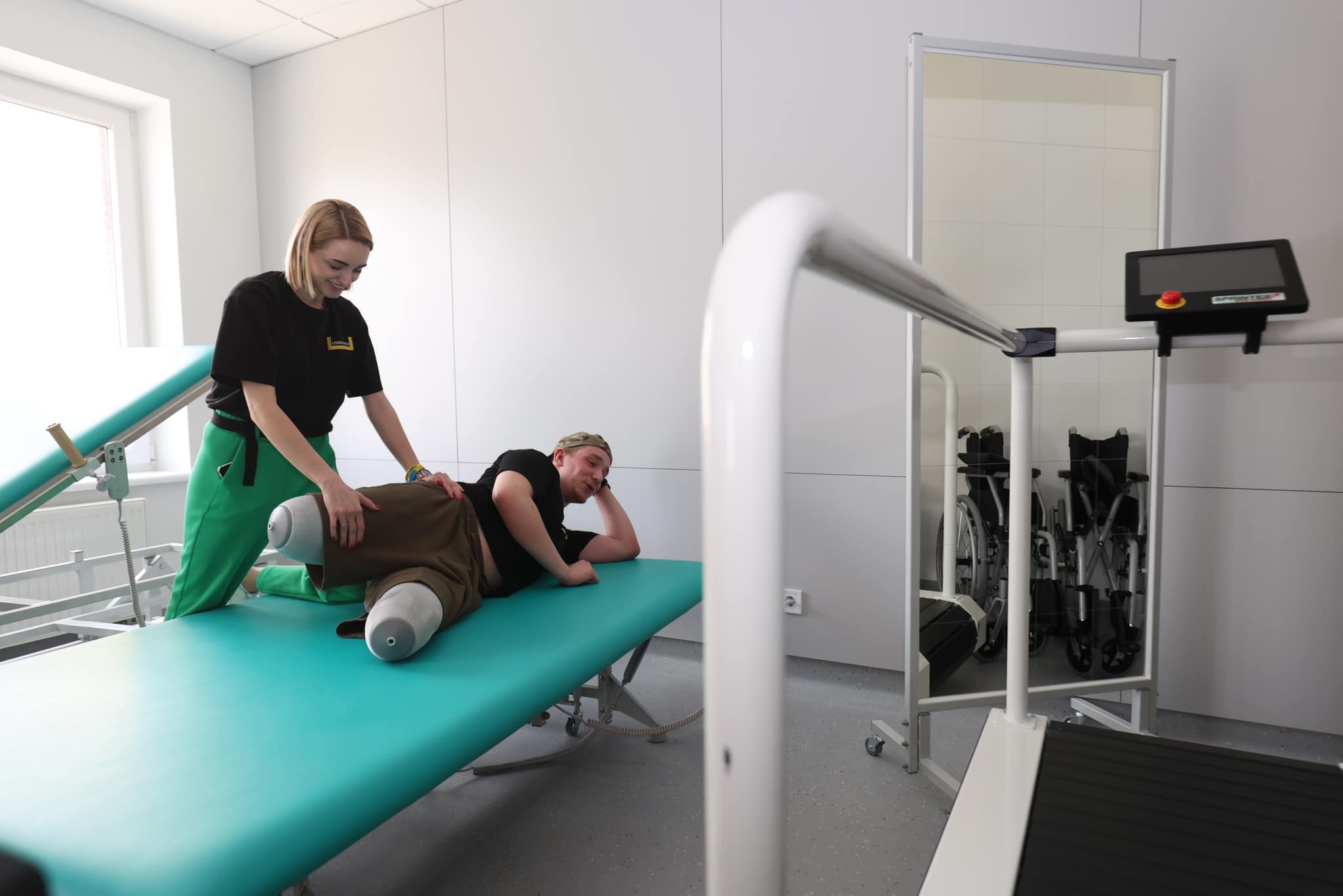 Help Ukrainians remain UNBROKEN -Unbroken