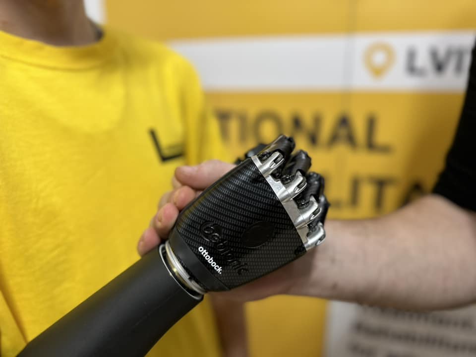 Help Ukrainians remain UNBROKEN -Unbroken