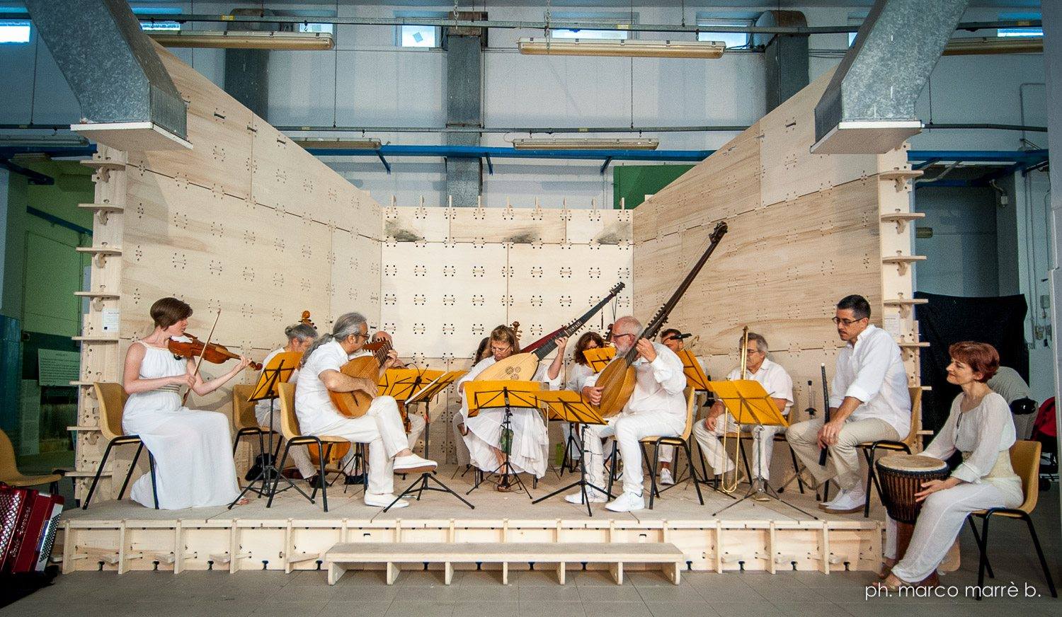 Follia musicale di GOG Giovine Orchestra Genovese Follia musicale-GOG Giovine Orchestra Genovese