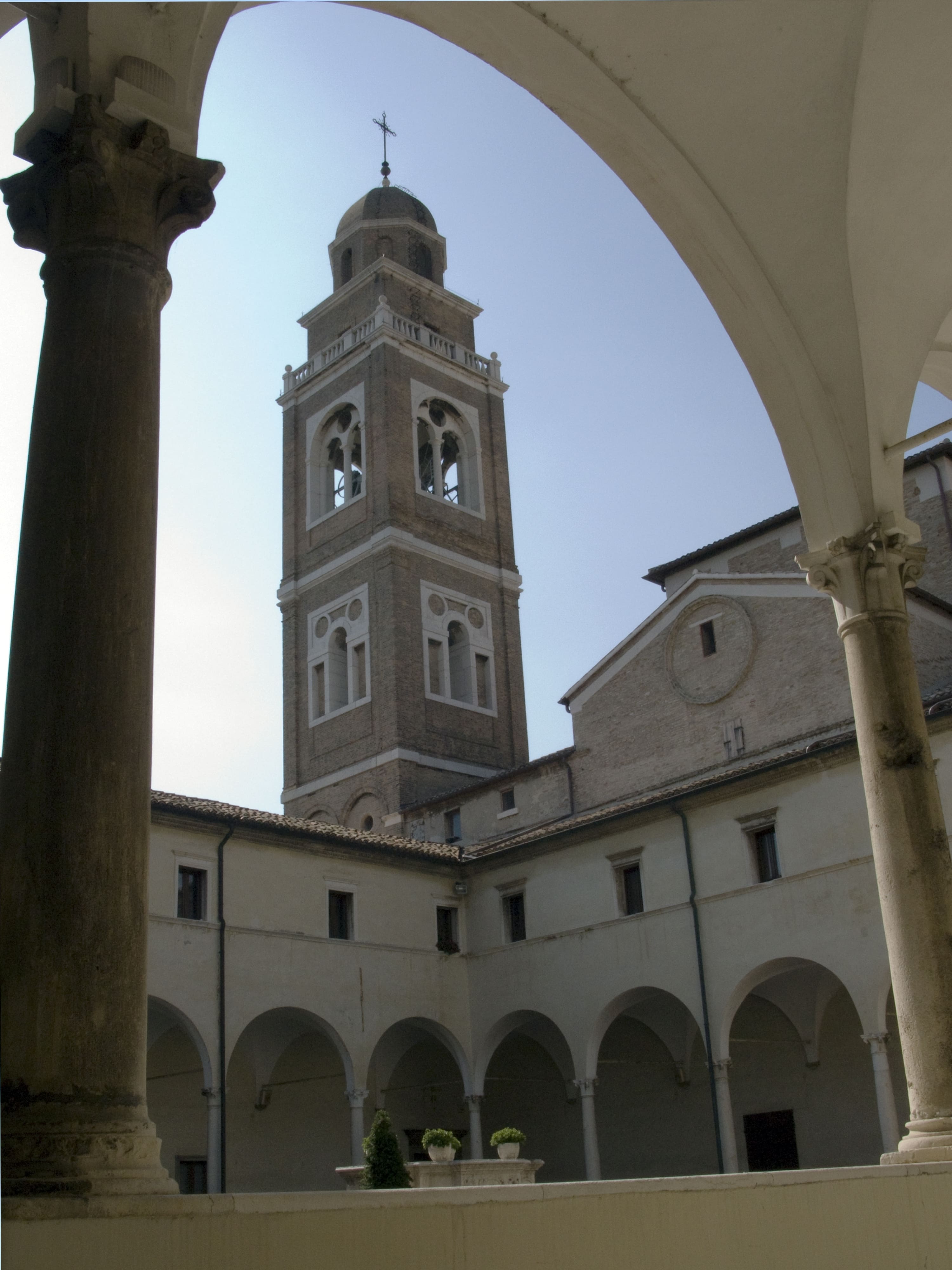 "IL FURGONCINO DI MAURO" di Opera Padre Pio "IL FURGONCINO DI MAURO"-Opera Padre Pio