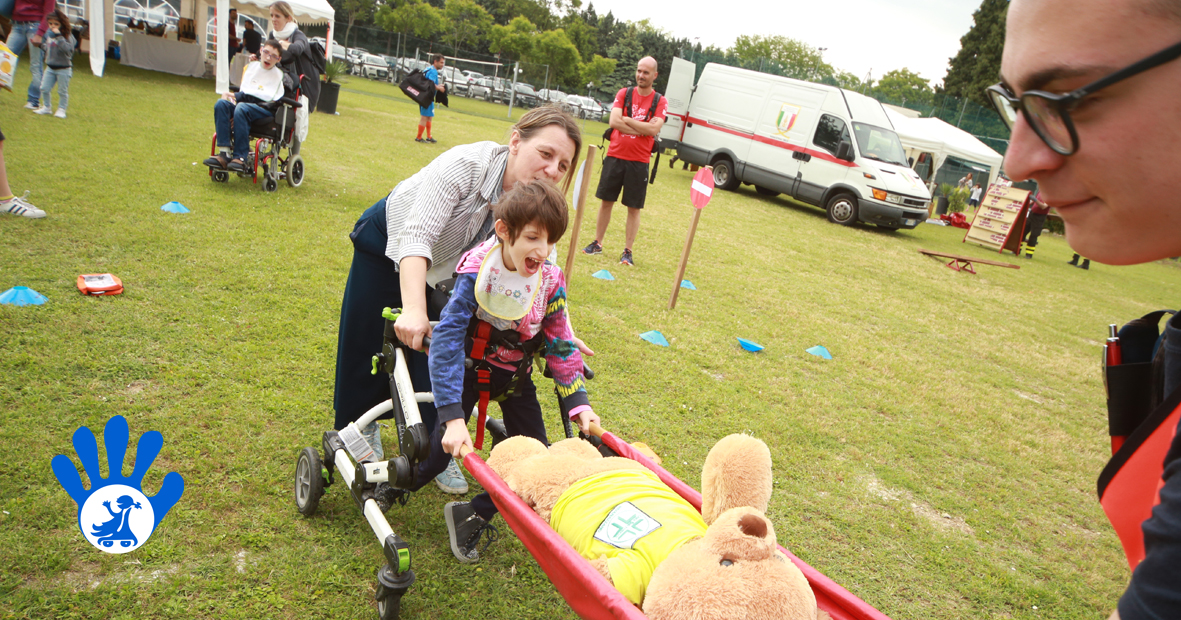 Una mano per... TUTOR SOCIALE di Una mano per... Una mano per... TUTOR SOCIALE-Una mano per...