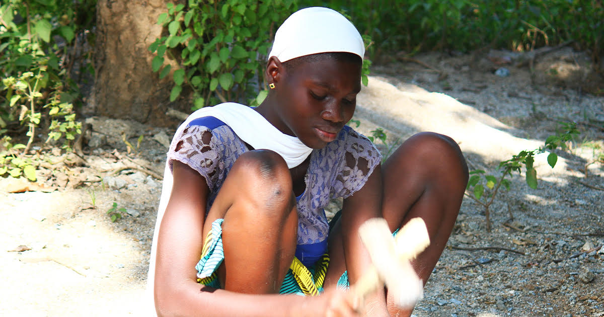 I BAMBINI SPACCAPIETRE DEL BENIN di HFL I BAMBINI SPACCAPIETRE DEL BENIN-HFL