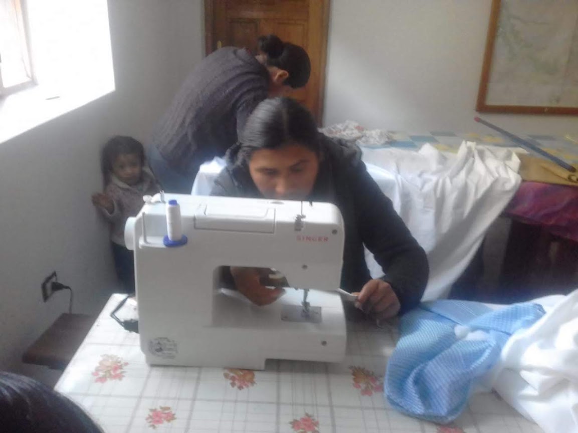 LABORATORIO DI CUCITO IN MATO GROSSO-Soroptimist club Salò 