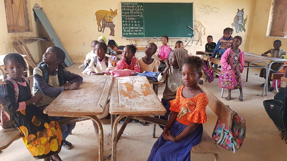 #scuolaSENZAconfini-Istituto Comprensivo Foscolo