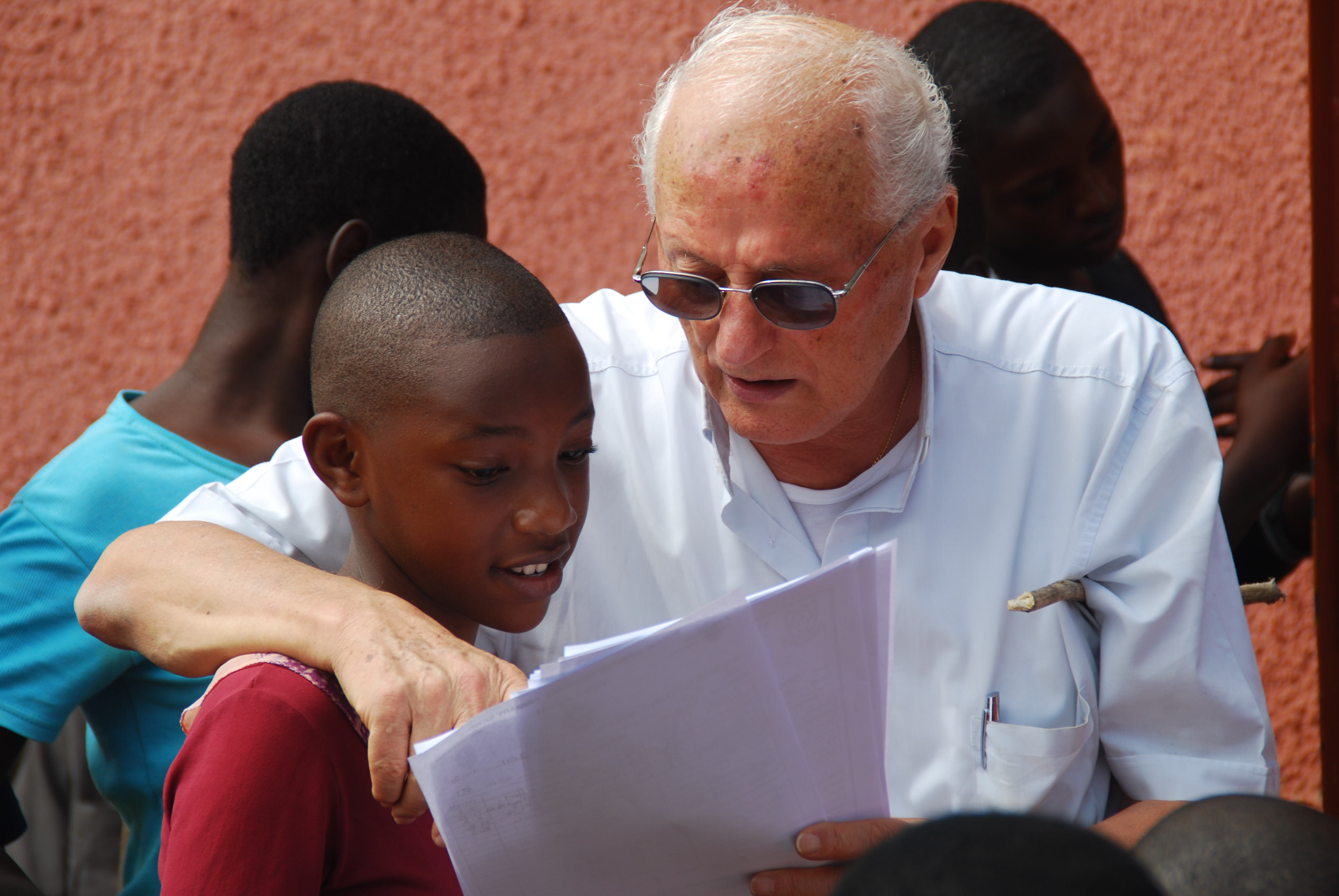 Ricordando padre John-ITALIA UGANDA onlus