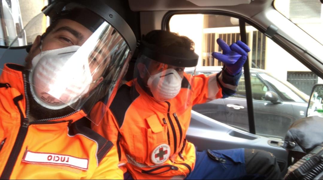 UN PEZZO ALLA VOLTA CI AIUTA AD AIUTARVI-Croce d'Oro Milano 