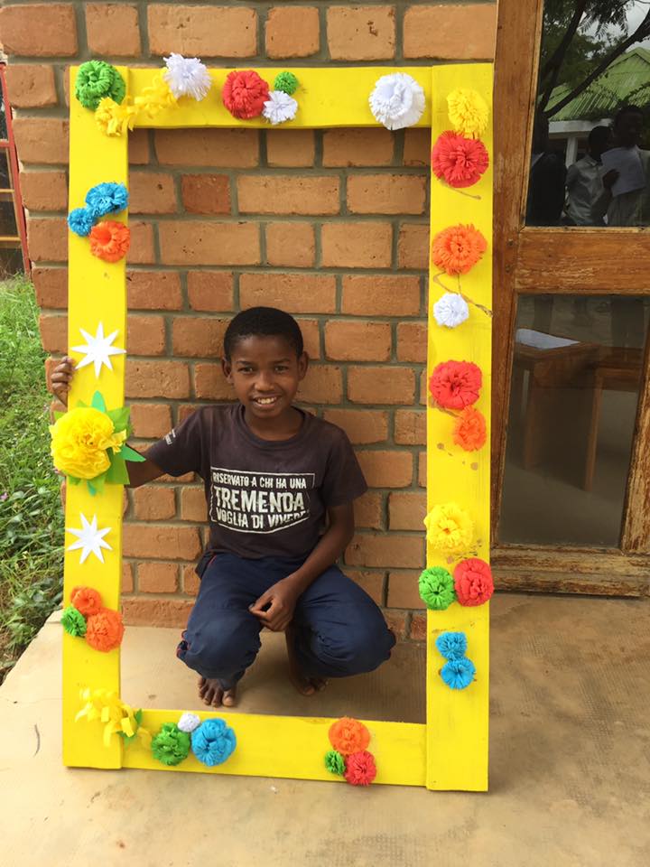 Ambalakilonga, un cammino fatto insieme. di Educatori senza Frontiere Ambalakilonga, un cammino fatto insieme.-Educatori senza Frontiere