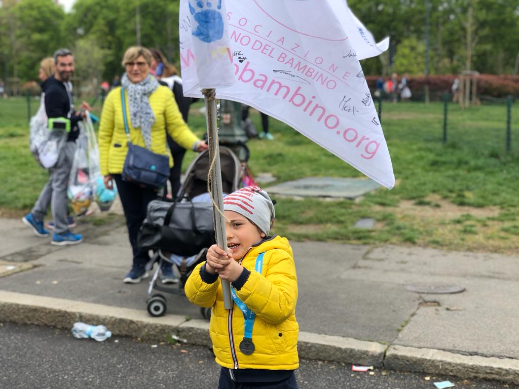 Ricominciare per Mano-La Mano del Bambino