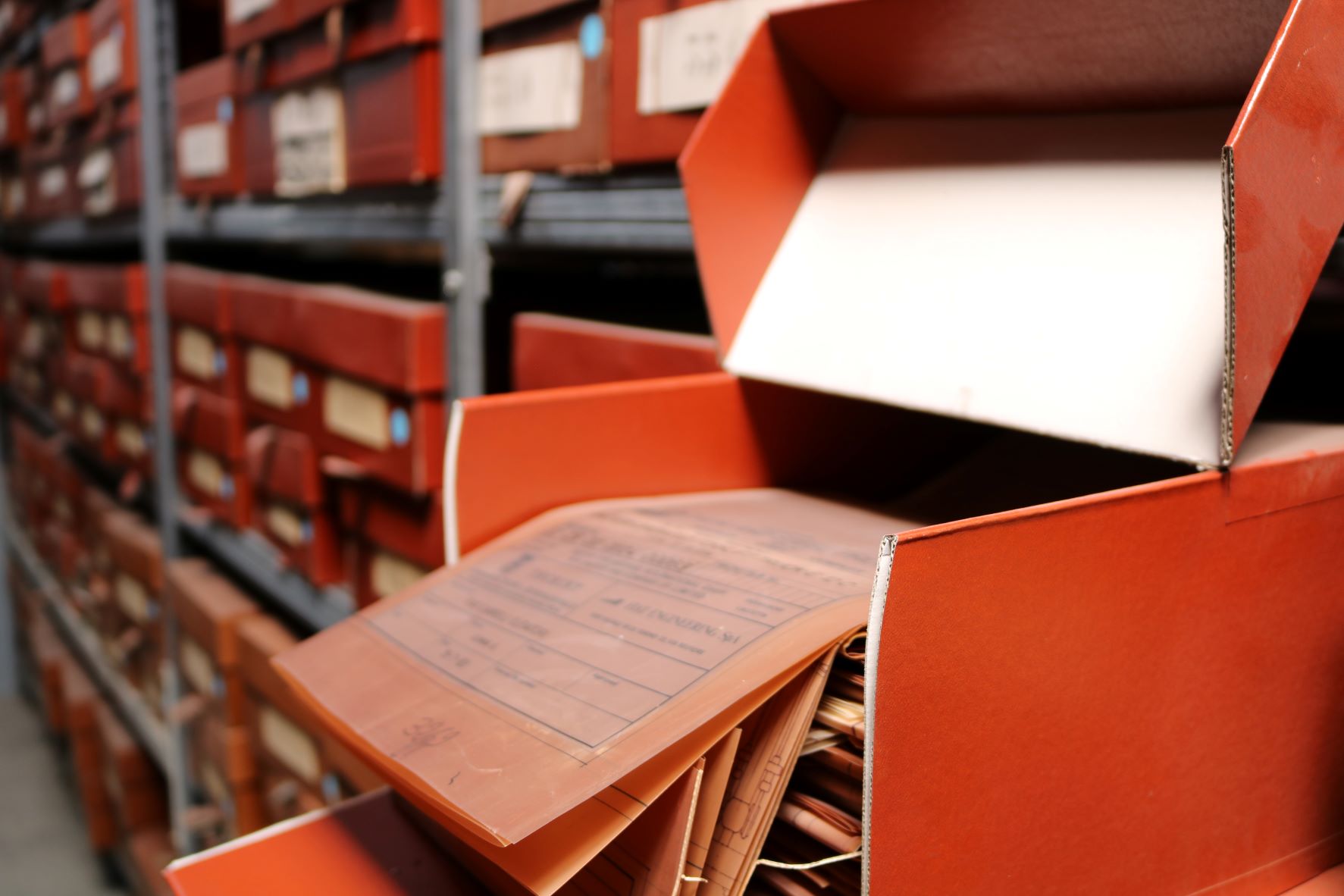 Sostieni l'Archivio Storico-Fondazione Maire 