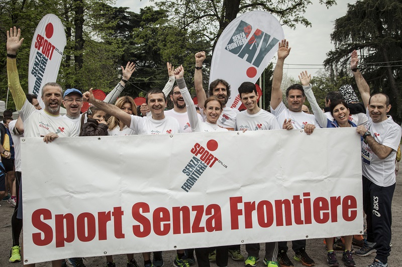 Run For Good Milano Marathon 2017 di Sport Senza Frontiere Onlus Run For Good Milano Marathon 2017-Sport Senza Frontiere Onlus