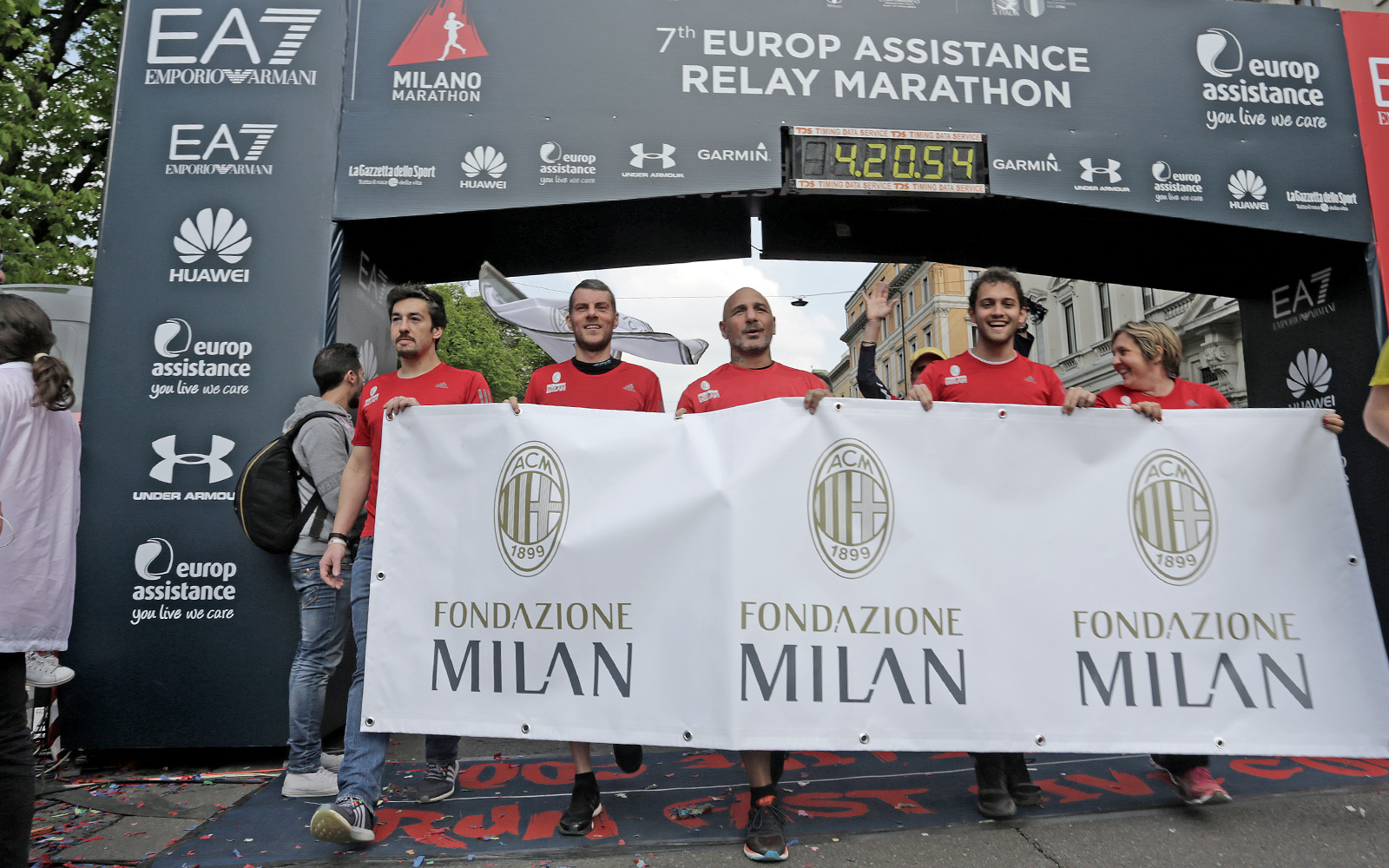 Insieme per Amatrice #beourhero-Fondazione Milan 