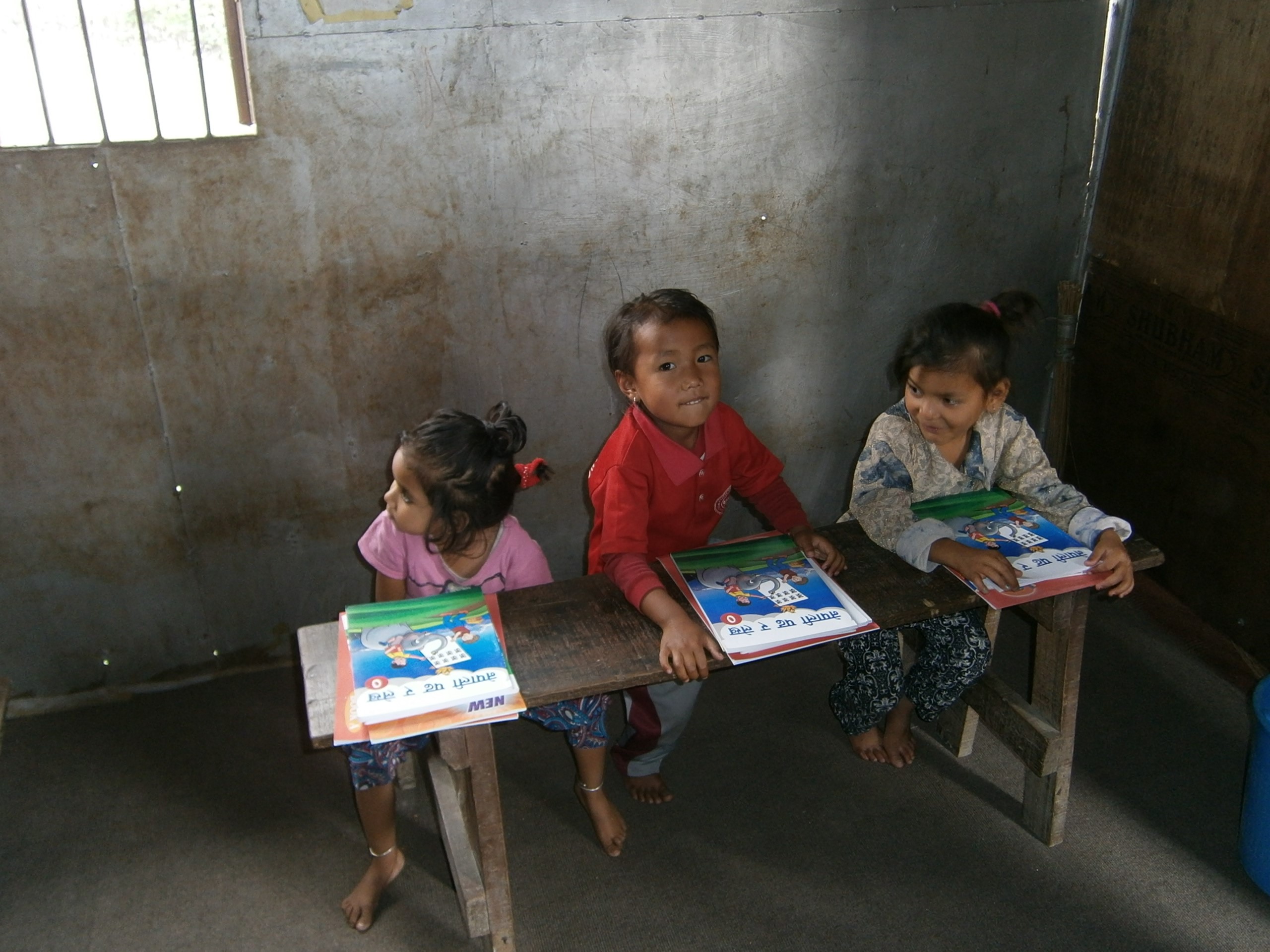 STAY HOME AND LISTEN TO OUR STORIES di VITW STAY HOME AND LISTEN TO OUR STORIES-VITW