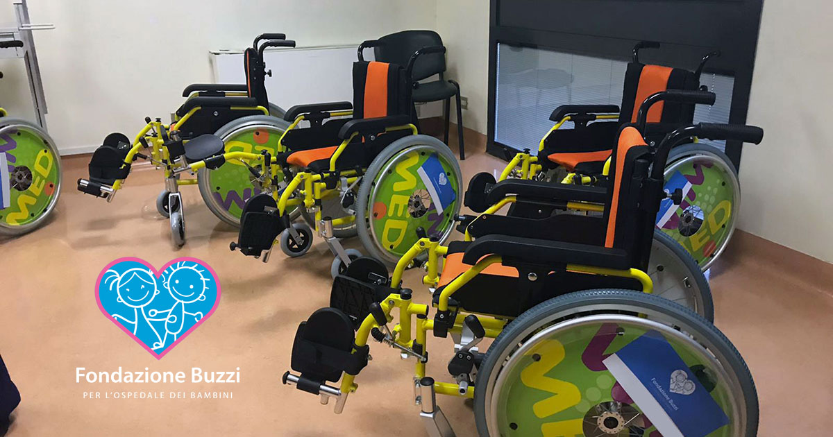10 carrozzine per i bimbi del Buzzi-Fondazione Buzzi