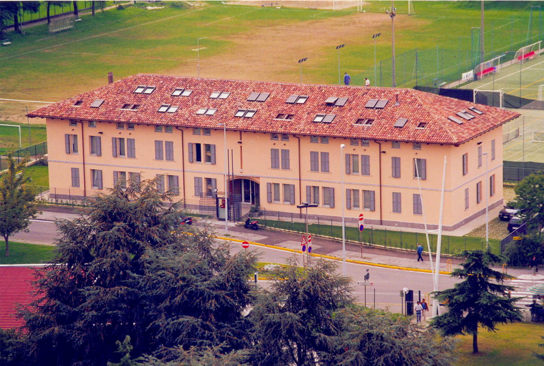 Una casa per i nostri bambini di Comitato Maria Letizia Verga Una casa per i nostri bambini-Comitato Maria Letizia Verga
