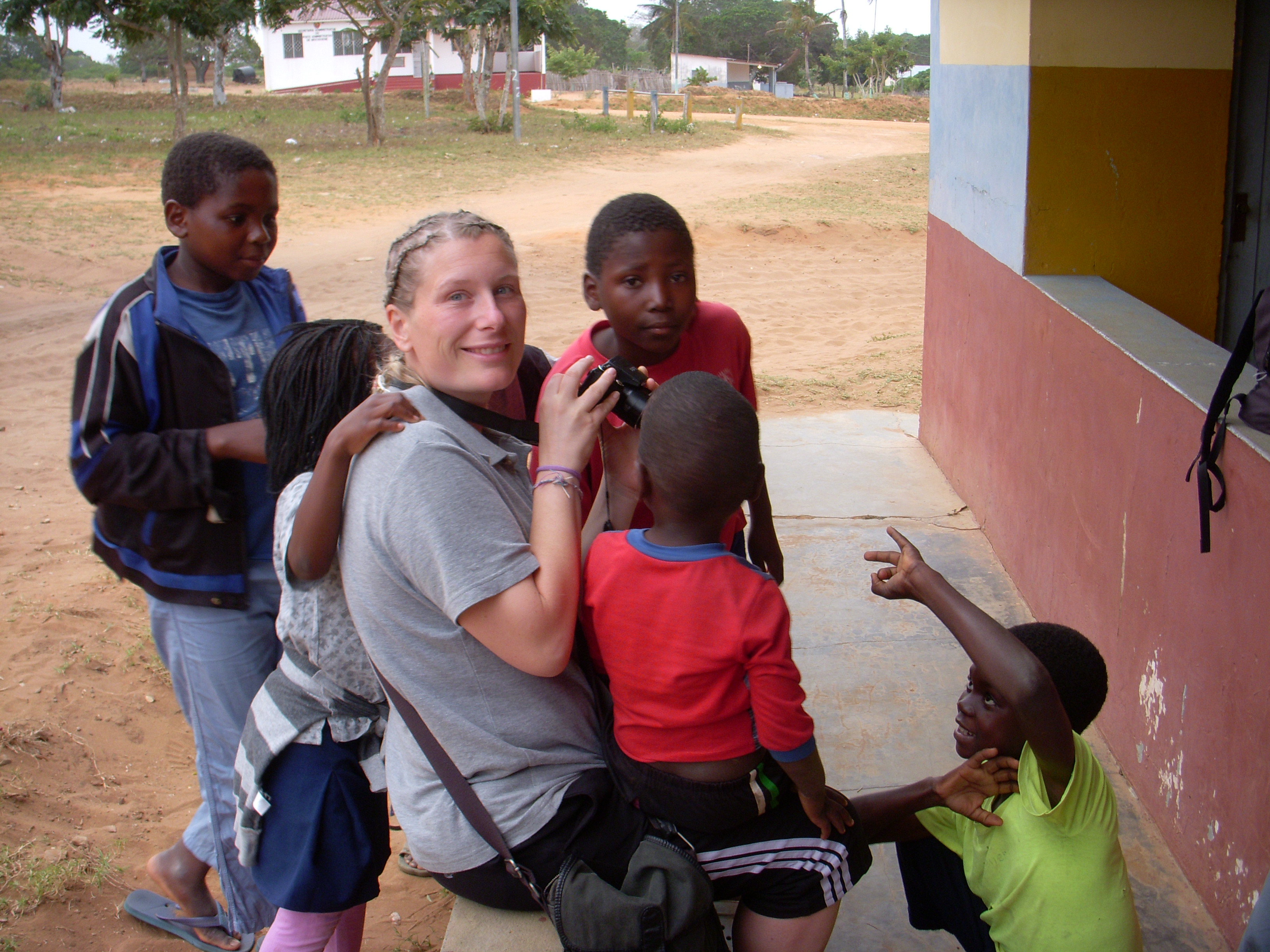 Sostegno scolastico ai bambini di Uvira -ZUZUMA PLANET