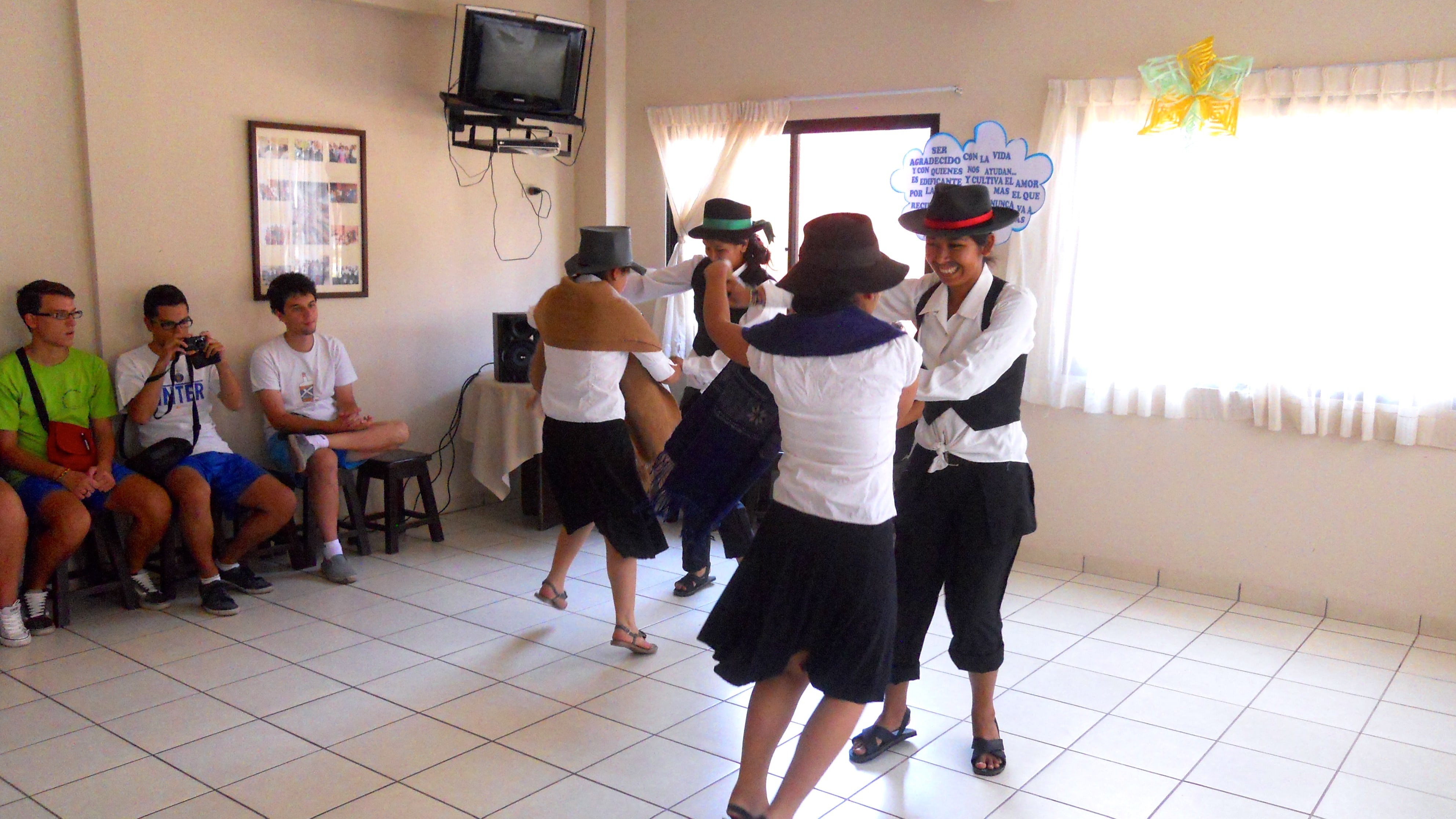 Adottiamo una ragazza universitaria!-Aiuti Terzo Mondo