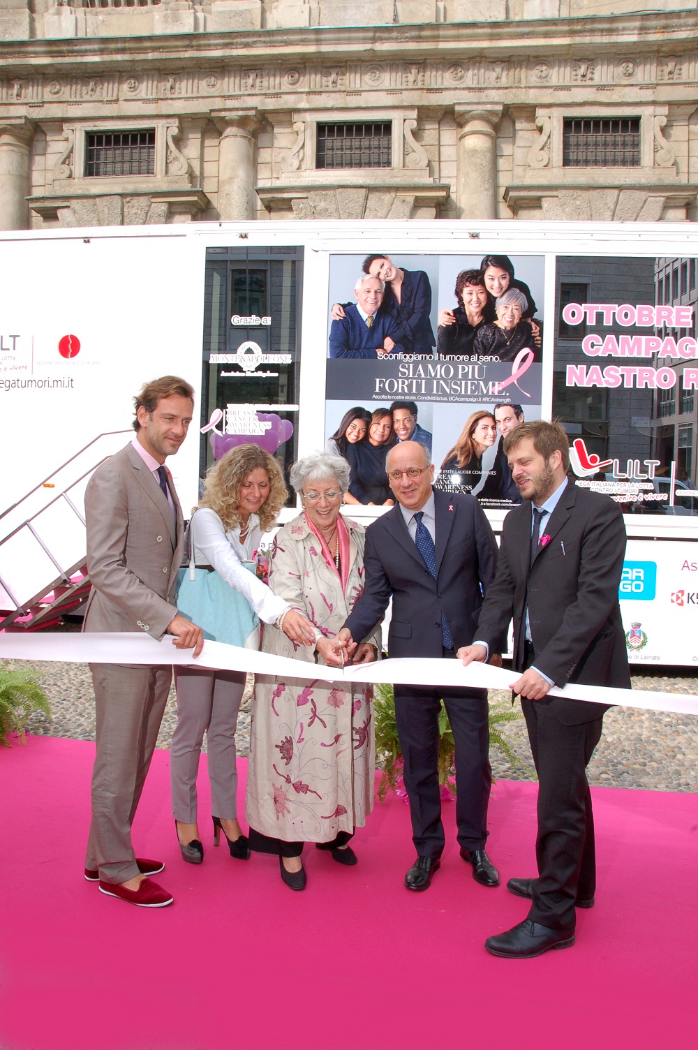 Nastro Rosa 2016: Unite per vincere!-LILT Milano