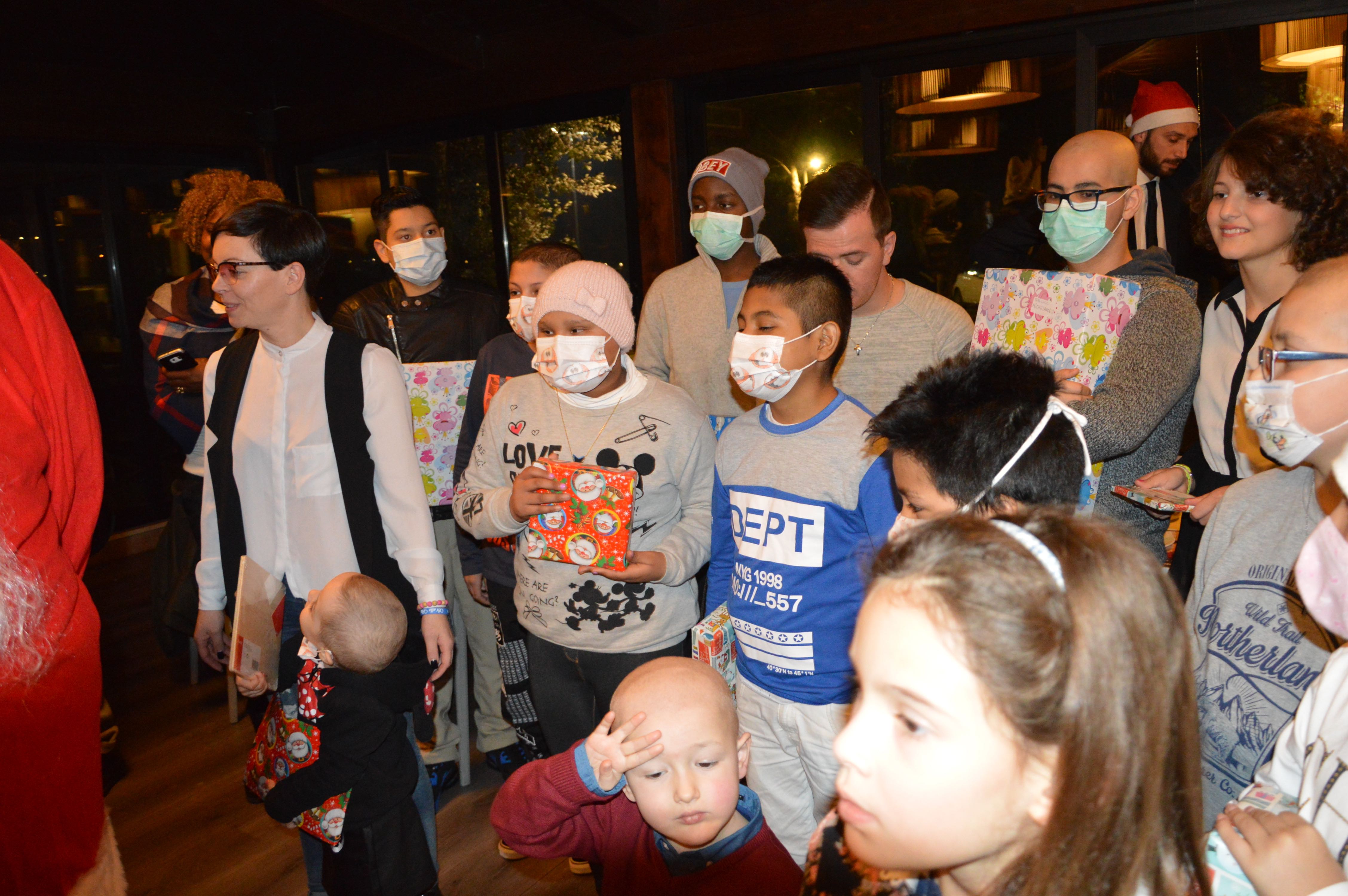 Regala un Sorriso per Natale-Associazione Giacomo Sintini