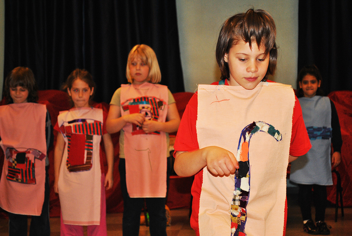 ANKILI SO DENI- PICCOLA CASA DELLE IDEE-KATOUMA