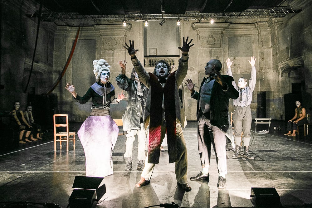 SALT: A UN PASSO DAL SOGNO di Bamsemble Company SALT: A UN PASSO DAL SOGNO -Bamsemble Company