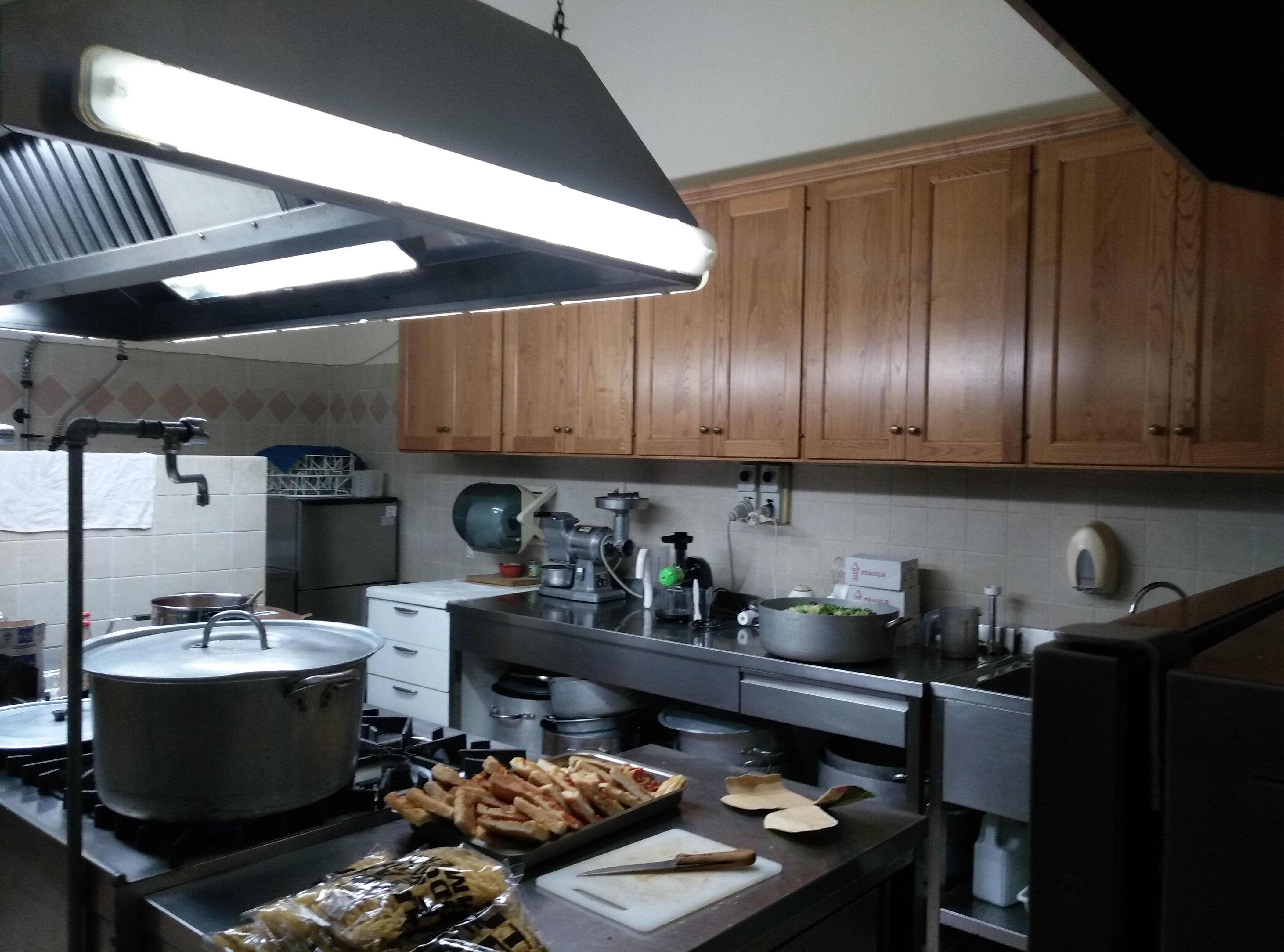 "IL FURGONCINO DI MAURO" di Opera Padre Pio "IL FURGONCINO DI MAURO"-Opera Padre Pio