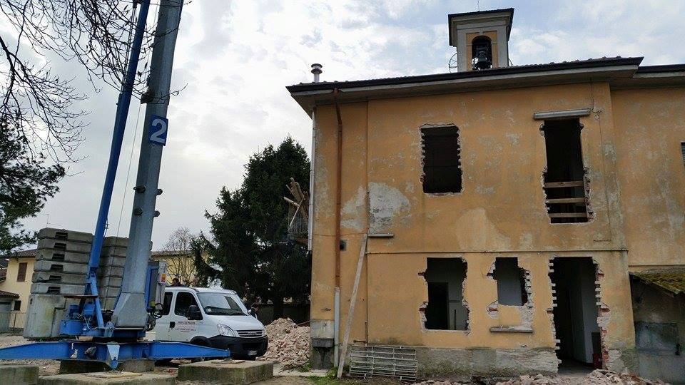 Inizio ristrutturazione Inizio ristrutturazione