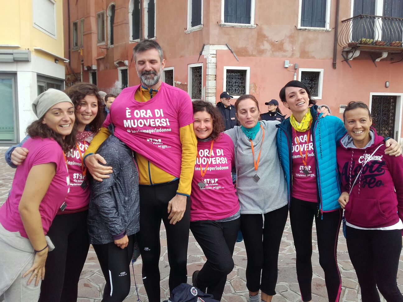 RUNNHER corri con Lei di ISIDE ONLUS RUNNHER corri con Lei-ISIDE ONLUS