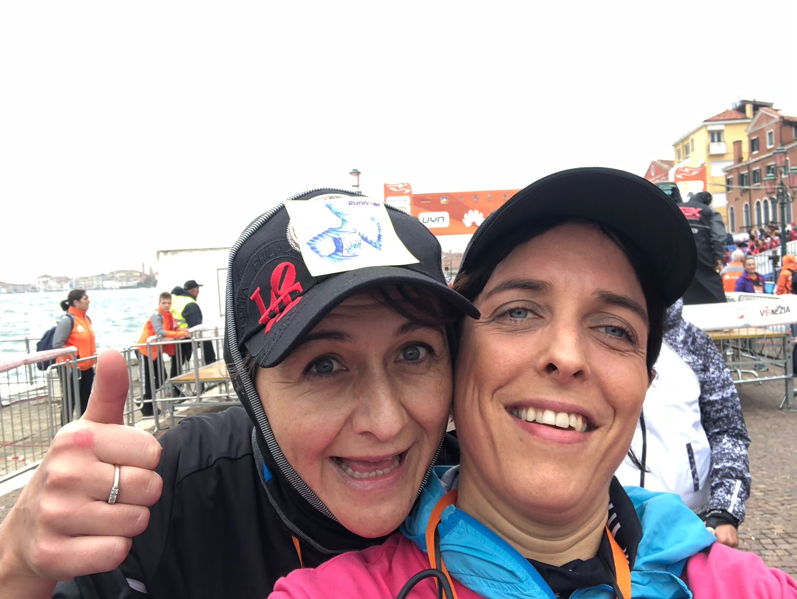 RUNNHER corri con Lei di ISIDE ONLUS RUNNHER corri con Lei-ISIDE ONLUS