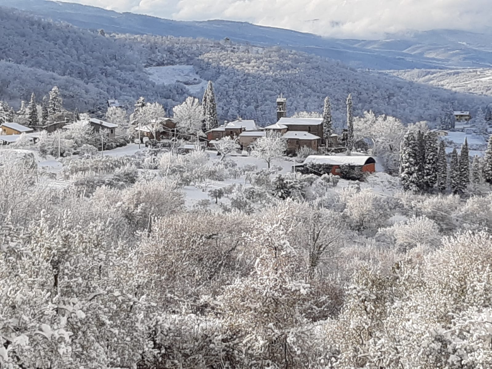 Chi accoglie voi accoglie me di Fraternità della Speranza Chi accoglie voi accoglie me-Fraternità della Speranza