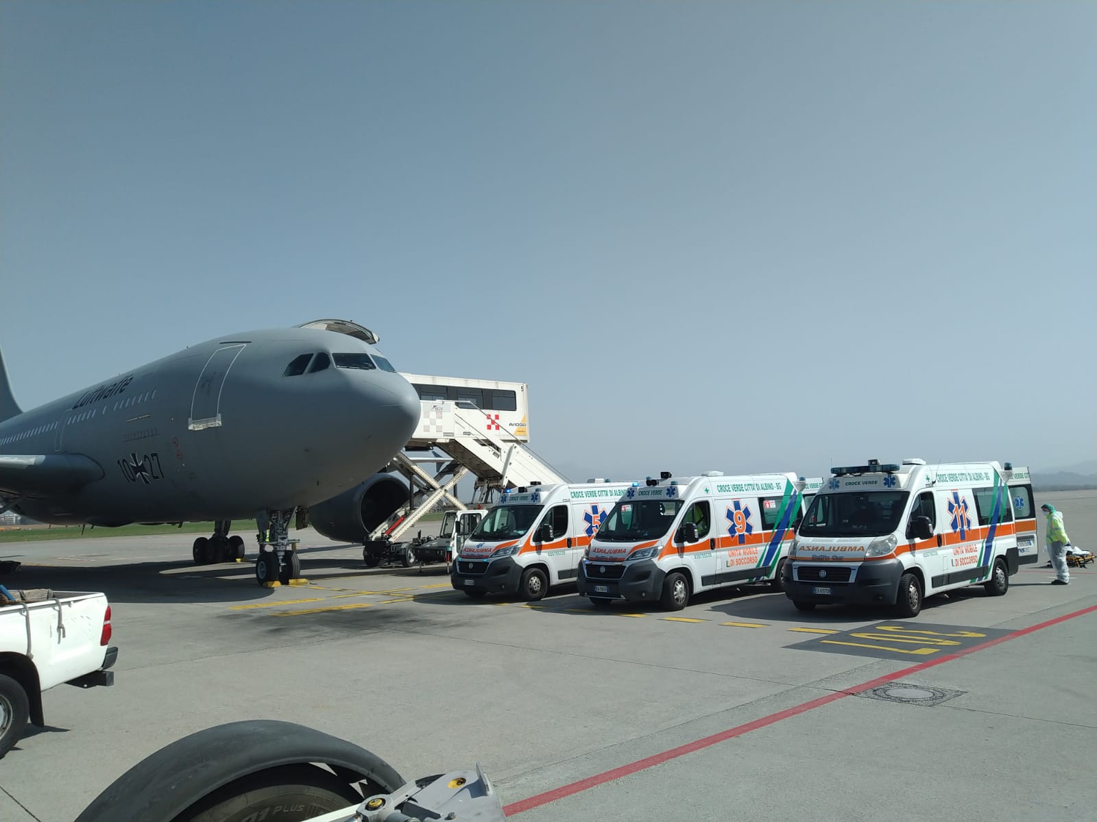 Ambulanza di Terapia Intensiva di CROCE VERDE BERGAMO Ambulanza di Terapia Intensiva-CROCE VERDE BERGAMO