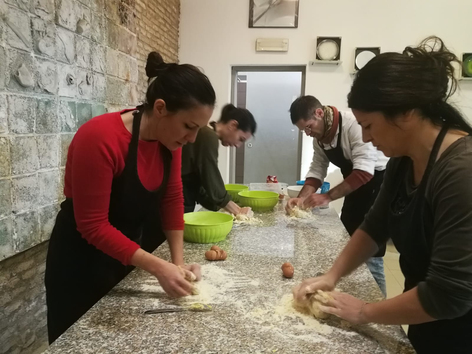 Sostieni Emporium Salus di Eta Beta Sostieni Emporium Salus-Eta Beta