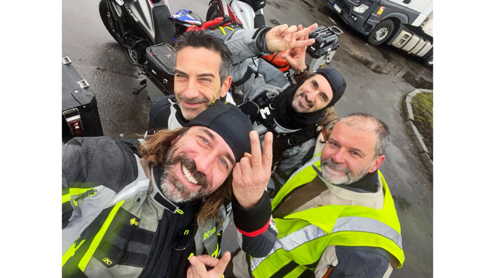 SOLIDAROAD UCRAINA di Cavalieri delle Nubi SOLIDAROAD UCRAINA-Cavalieri delle Nubi