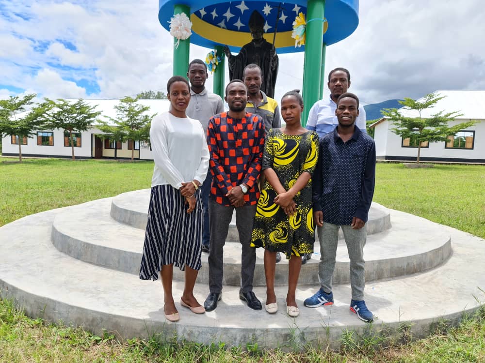 E-Tanzania23-Centro Elis