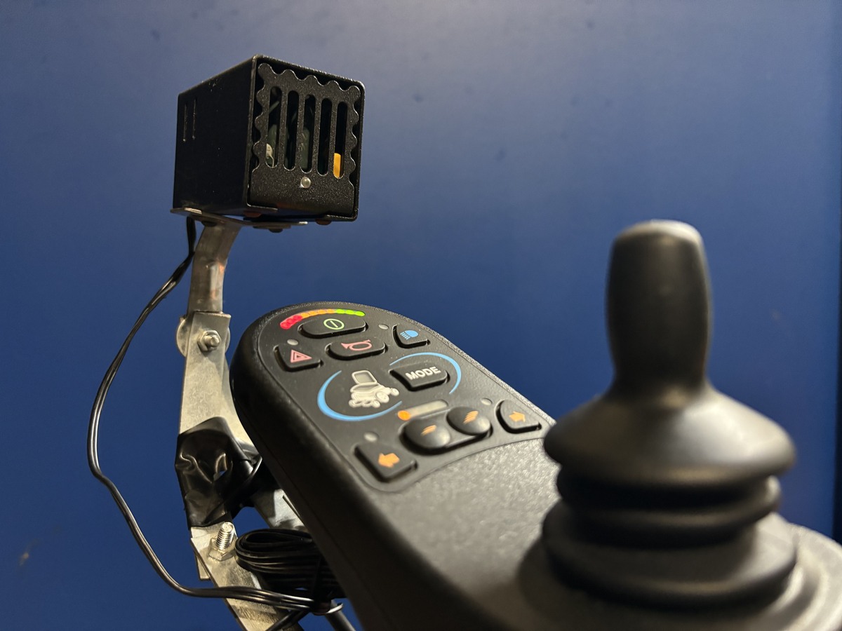 A mani calde:5 scaldamano per carrozzine di Leoni Sicani A mani calde:5 scaldamano per carrozzine-Leoni Sicani