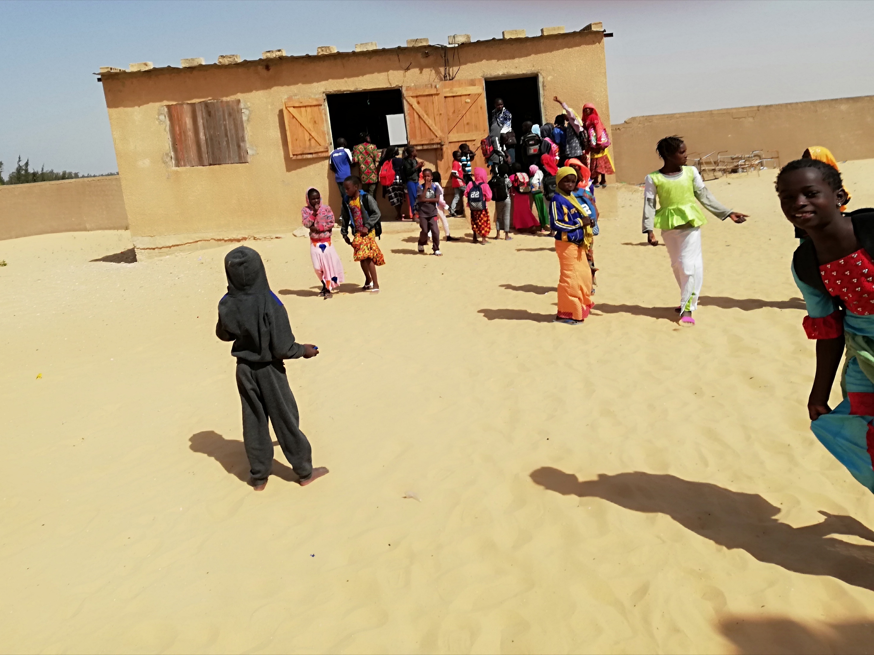 #scuolaSENZAconfini-Istituto Comprensivo Foscolo