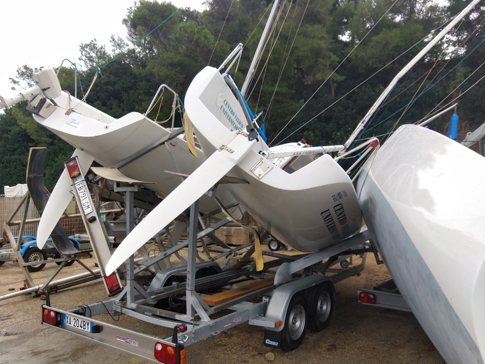 Tromba d'aria a Santa Marinella di Centro Velico Universitario Tromba d'aria a Santa Marinella-Centro Velico Universitario