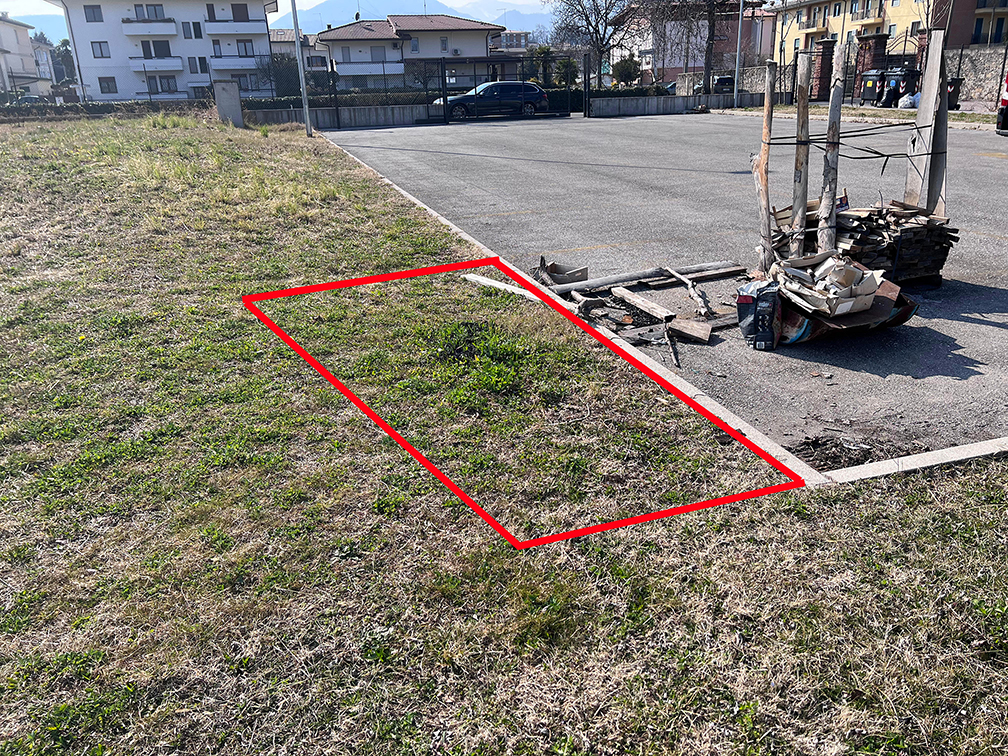 REALIZZAZIONE BARBECUE CAMPO RAV di RAV REALIZZAZIONE BARBECUE CAMPO RAV-RAV