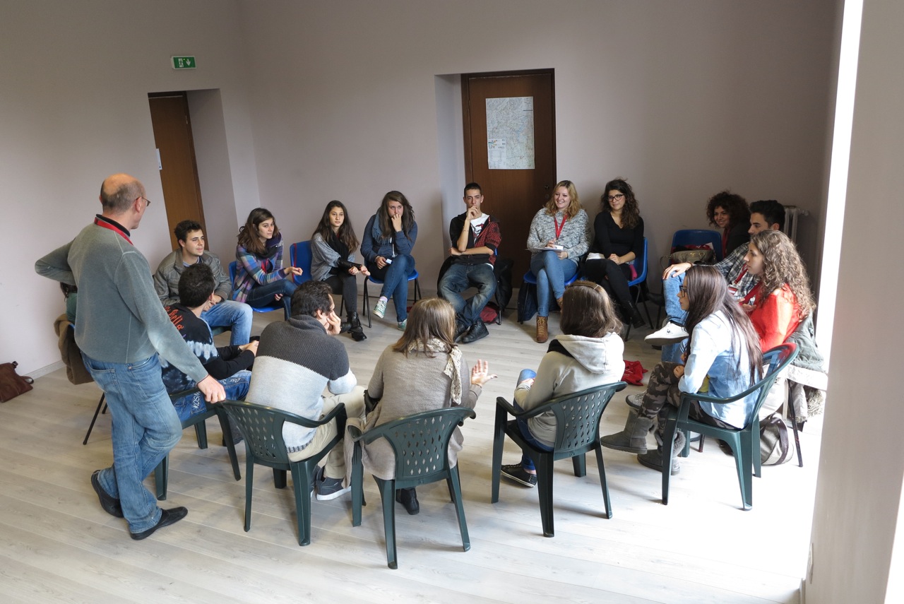 Un click contro l'AIDS di Contorno Viola Un click contro l'AIDS-Contorno Viola