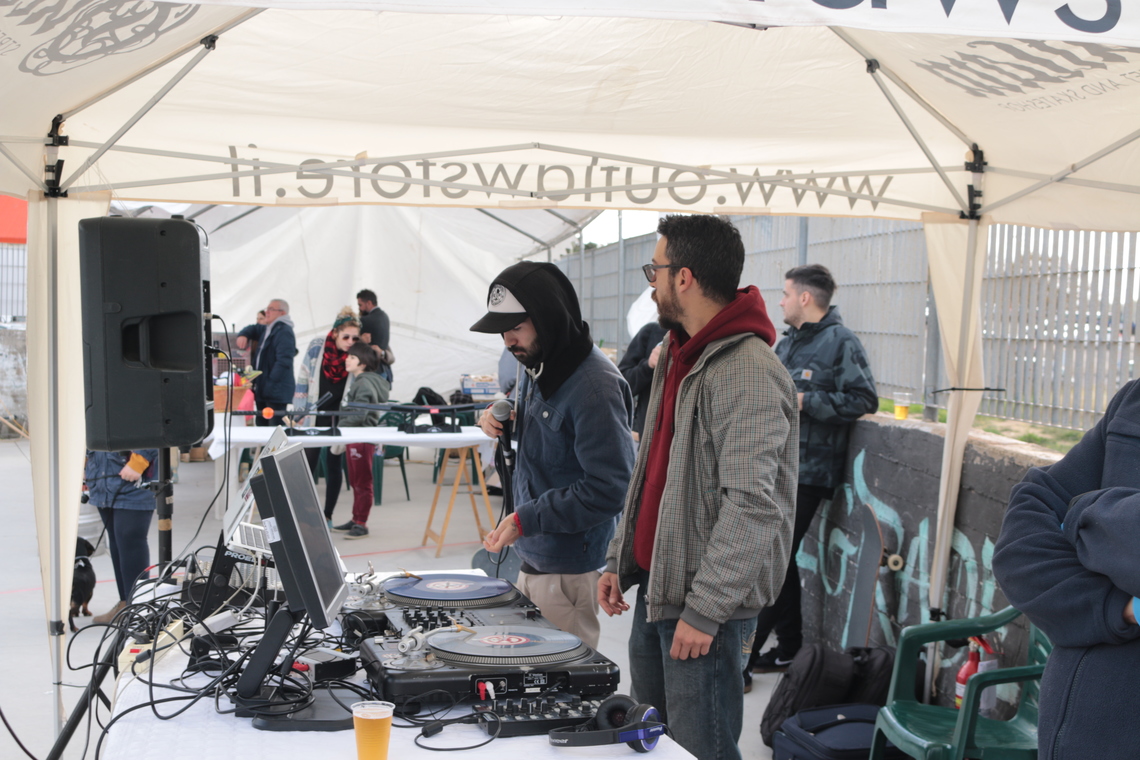 Illuminiamo lo Skate-Park di Sassari! di CSI Sassari Illuminiamo lo Skate-Park di Sassari!-CSI Sassari
