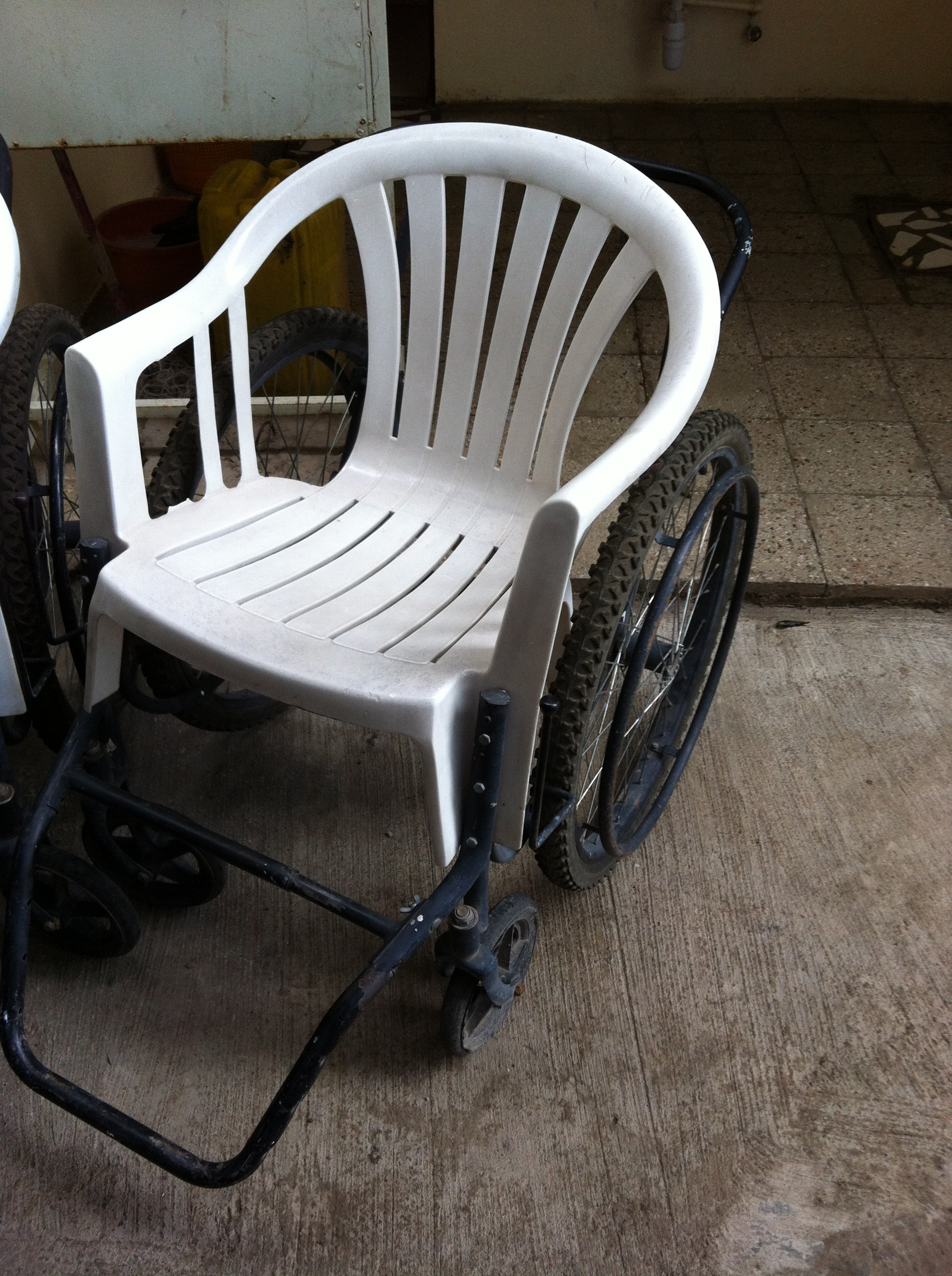 Ubuntu - Sviluppo sociale ed economico-Terre nel Cuore