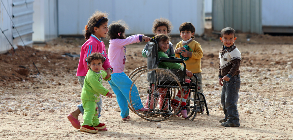 Natale, un sorriso per resistere di GLOBAL HUMANITARIA Natale, un sorriso per resistere-GLOBAL HUMANITARIA